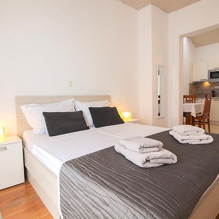 Helvetia Sunny Apartments Bol Zewnętrze zdjęcie