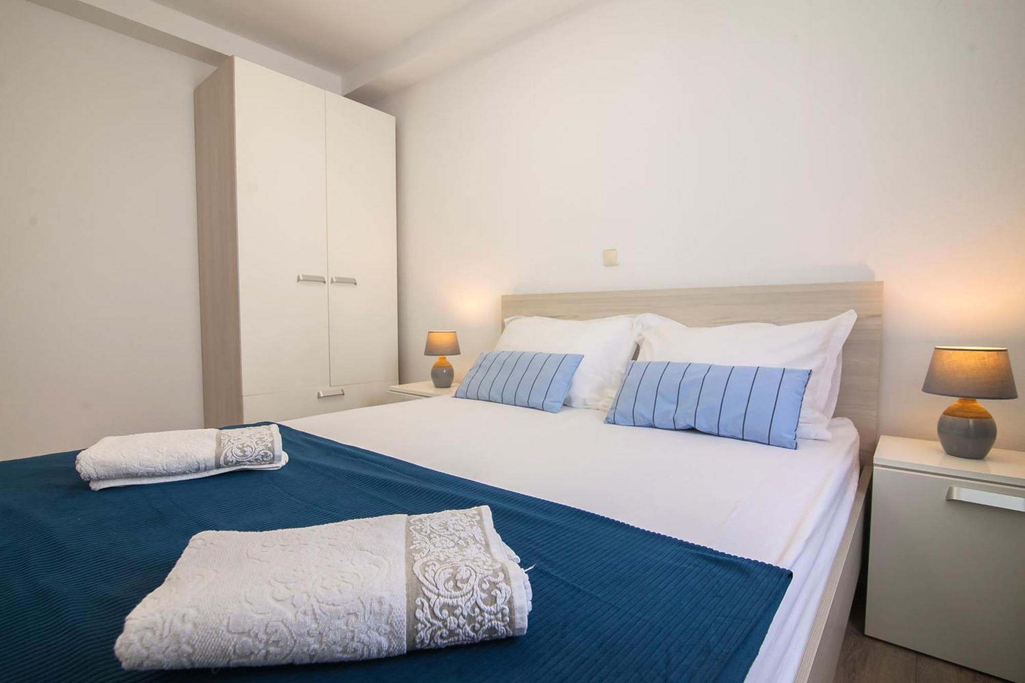 Helvetia Sunny Apartments Bol Zewnętrze zdjęcie