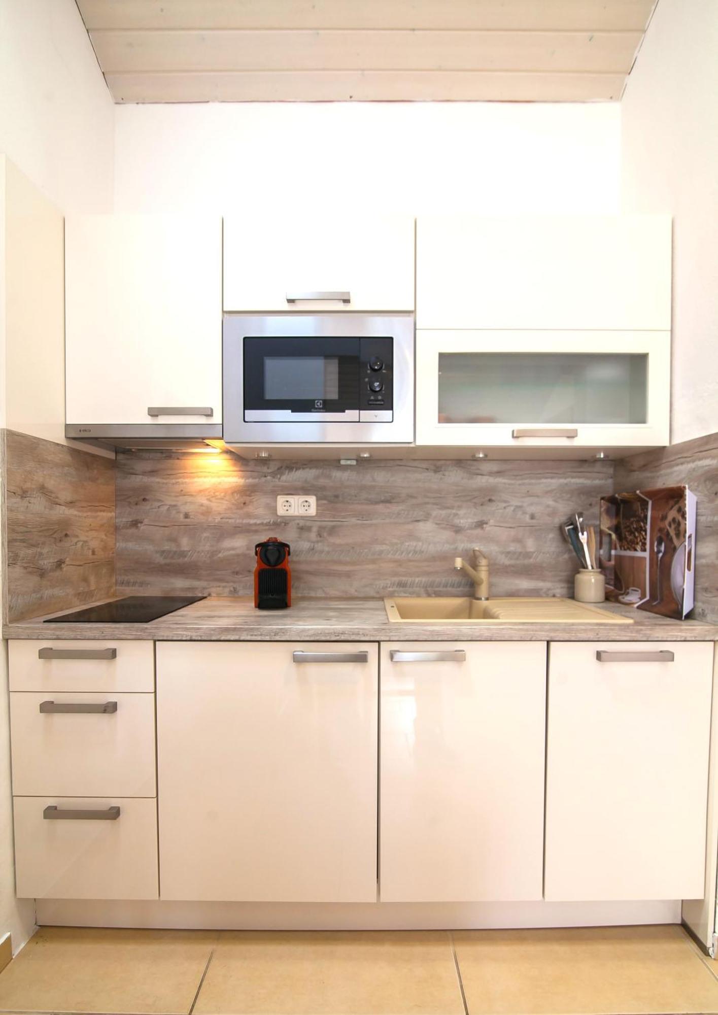 Helvetia Sunny Apartments Bol Zewnętrze zdjęcie