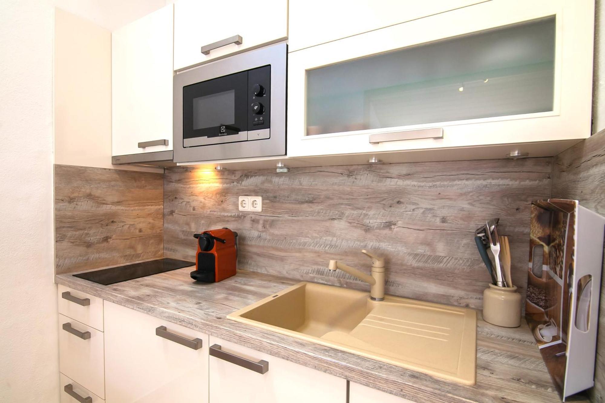 Helvetia Sunny Apartments Bol Zewnętrze zdjęcie