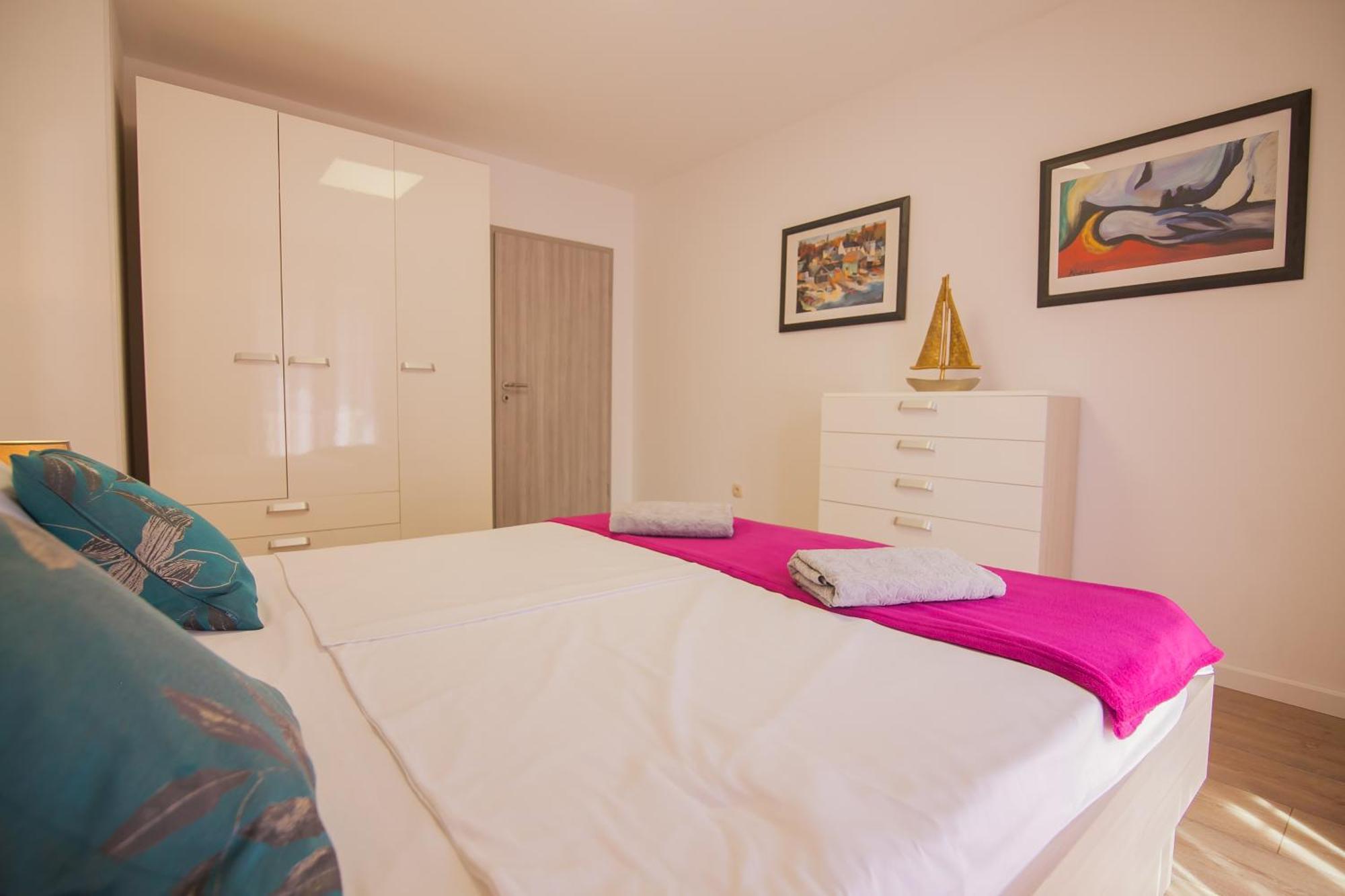 Helvetia Sunny Apartments Bol Zewnętrze zdjęcie