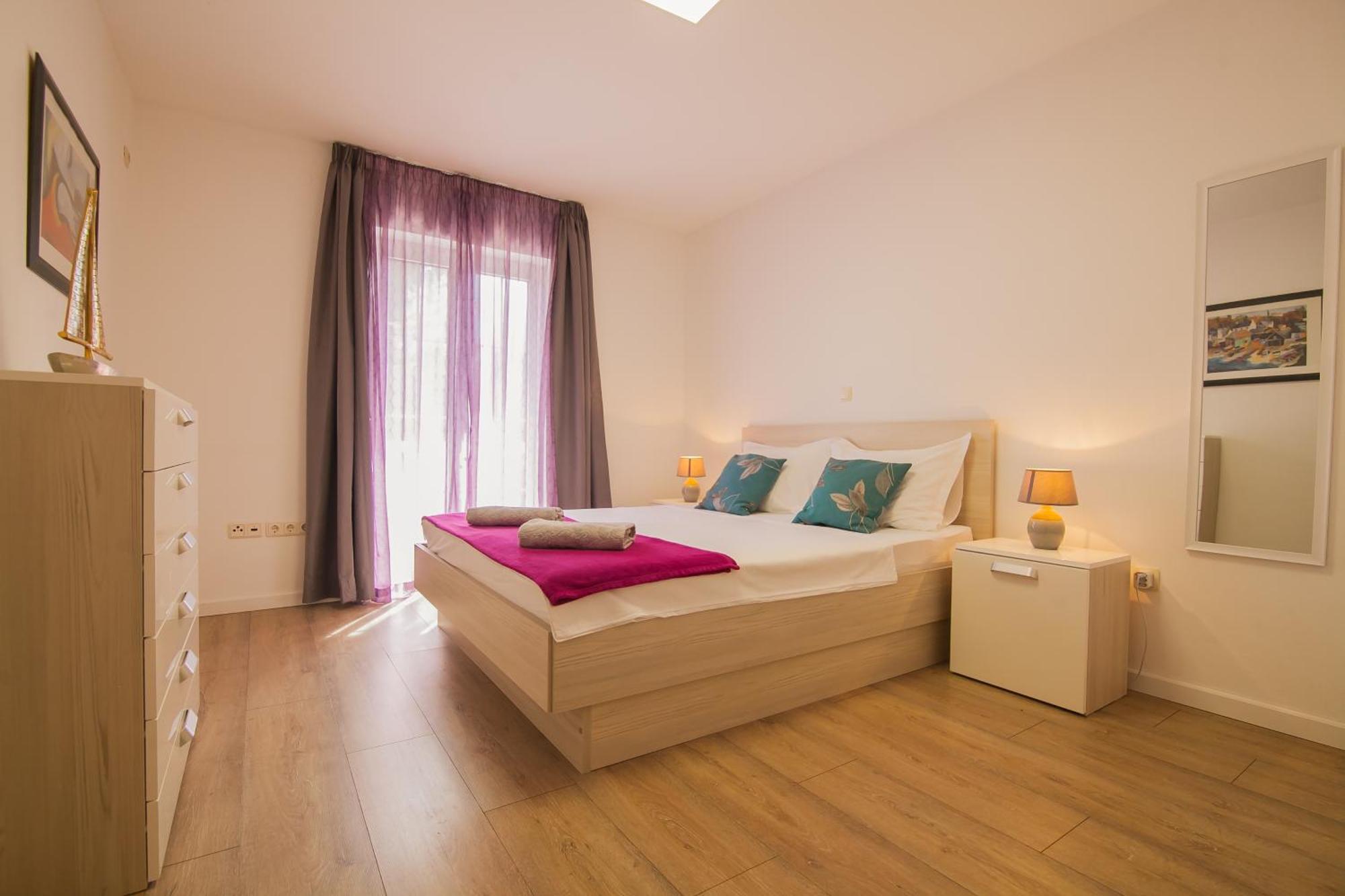 Helvetia Sunny Apartments Bol Zewnętrze zdjęcie