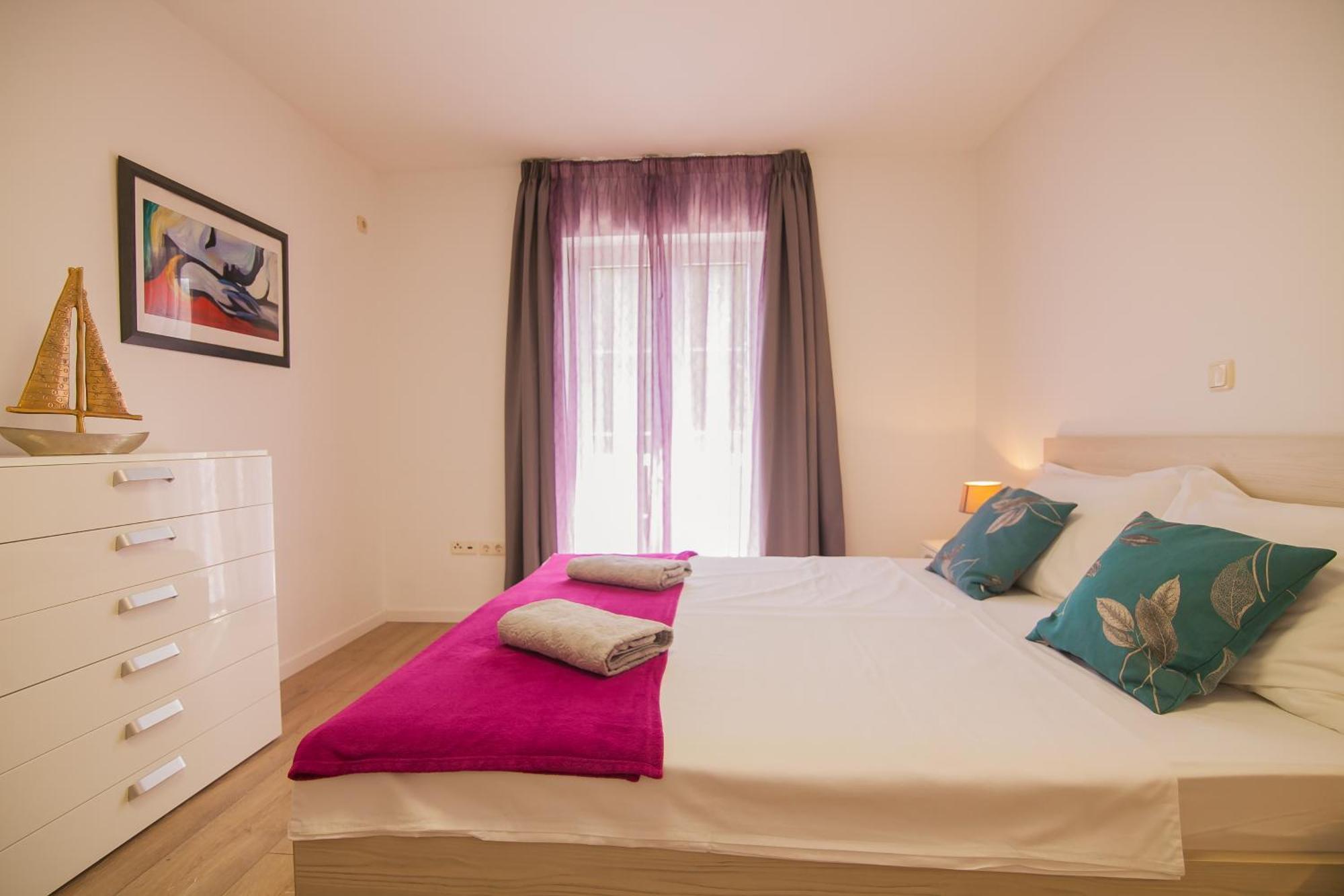 Helvetia Sunny Apartments Bol Zewnętrze zdjęcie