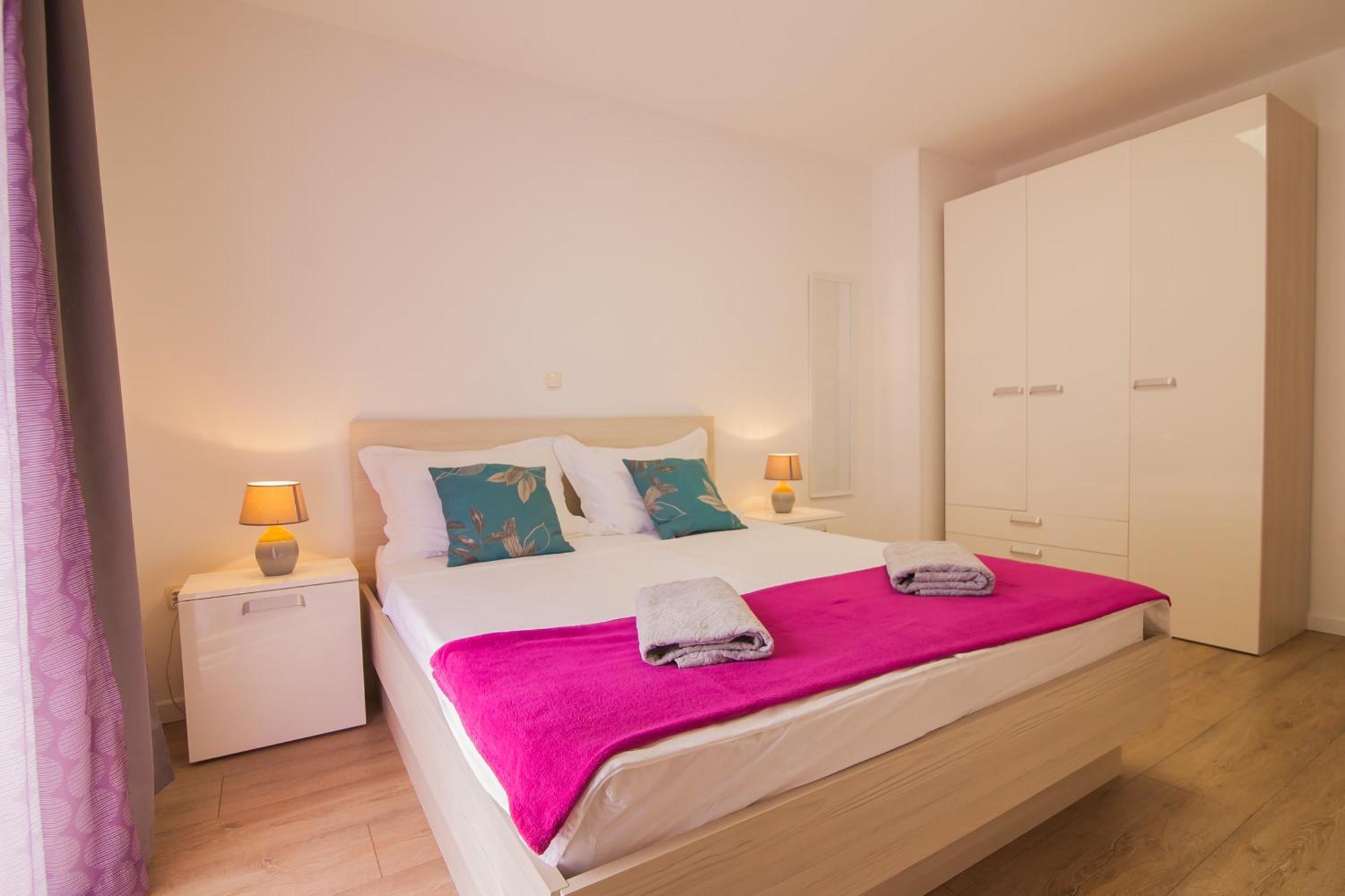 Helvetia Sunny Apartments Bol Zewnętrze zdjęcie
