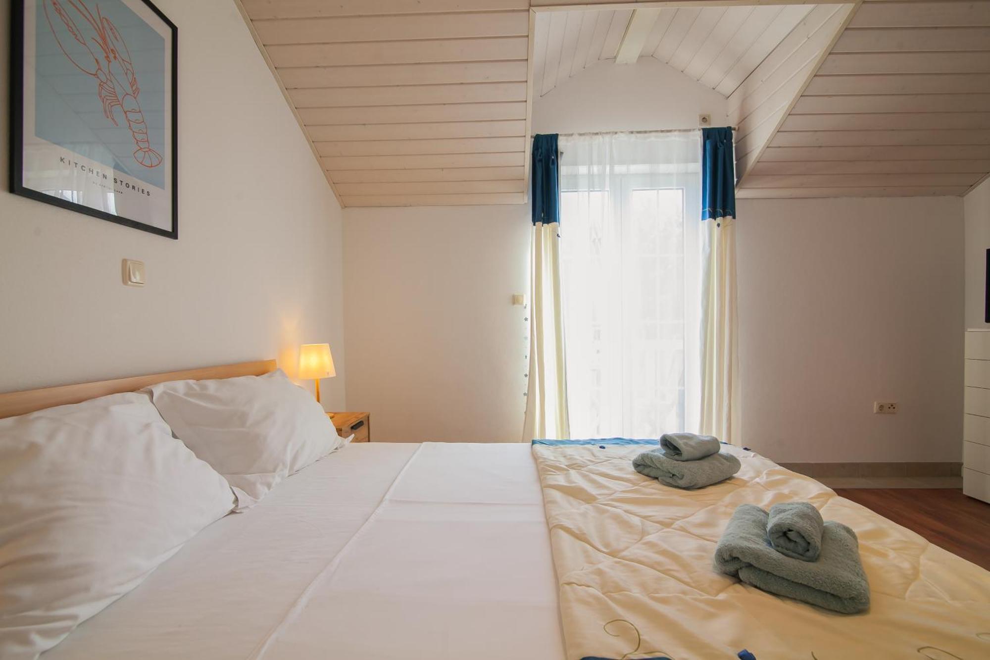 Helvetia Sunny Apartments Bol Zewnętrze zdjęcie