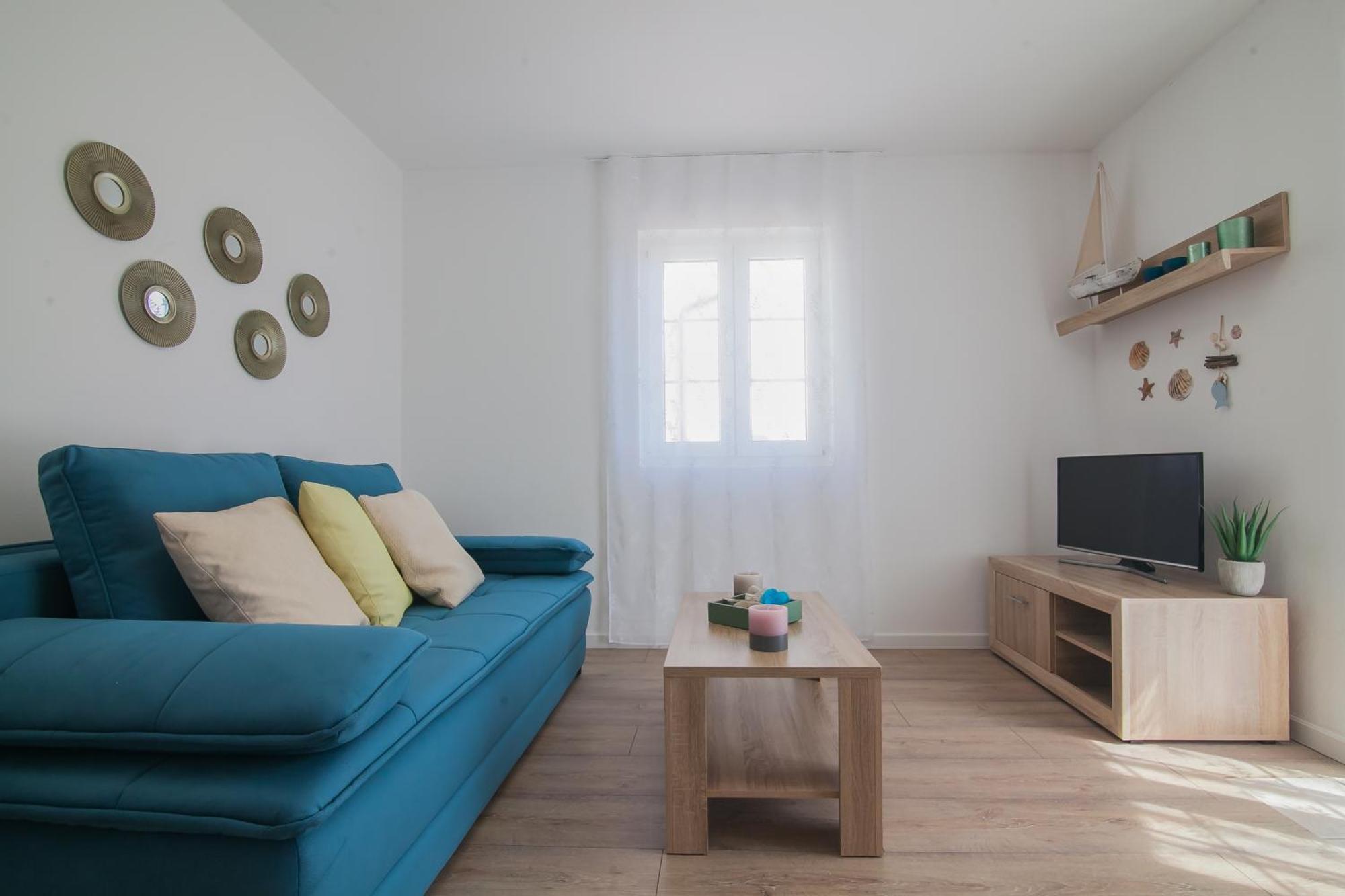 Helvetia Sunny Apartments Bol Zewnętrze zdjęcie