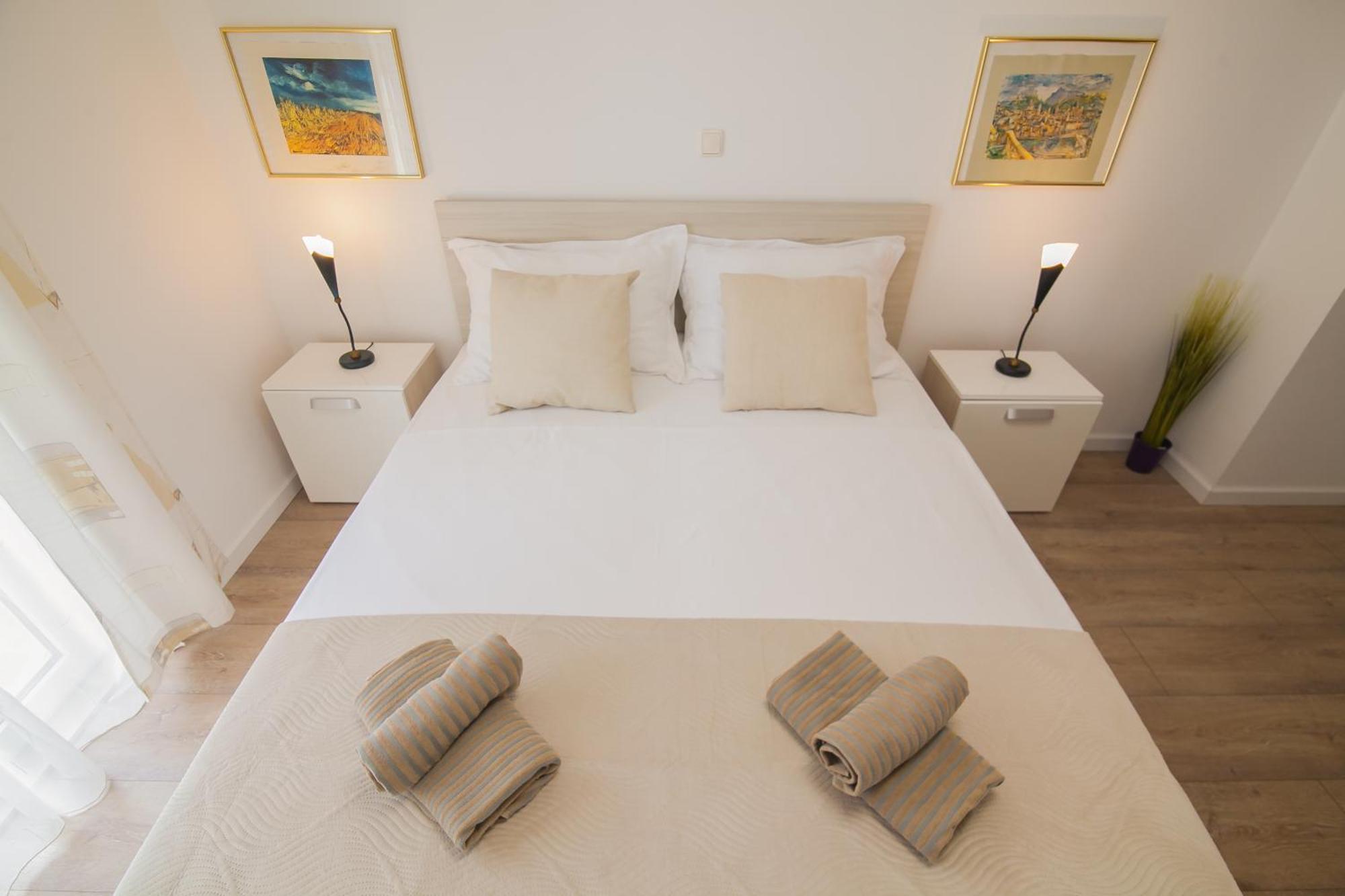 Helvetia Sunny Apartments Bol Zewnętrze zdjęcie