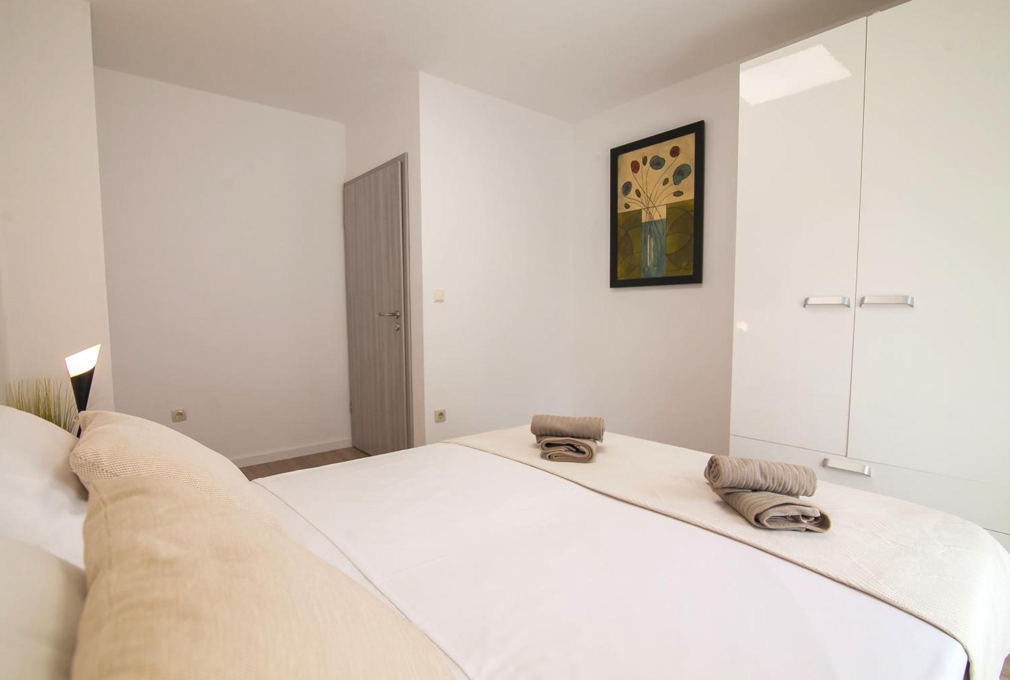 Helvetia Sunny Apartments Bol Zewnętrze zdjęcie