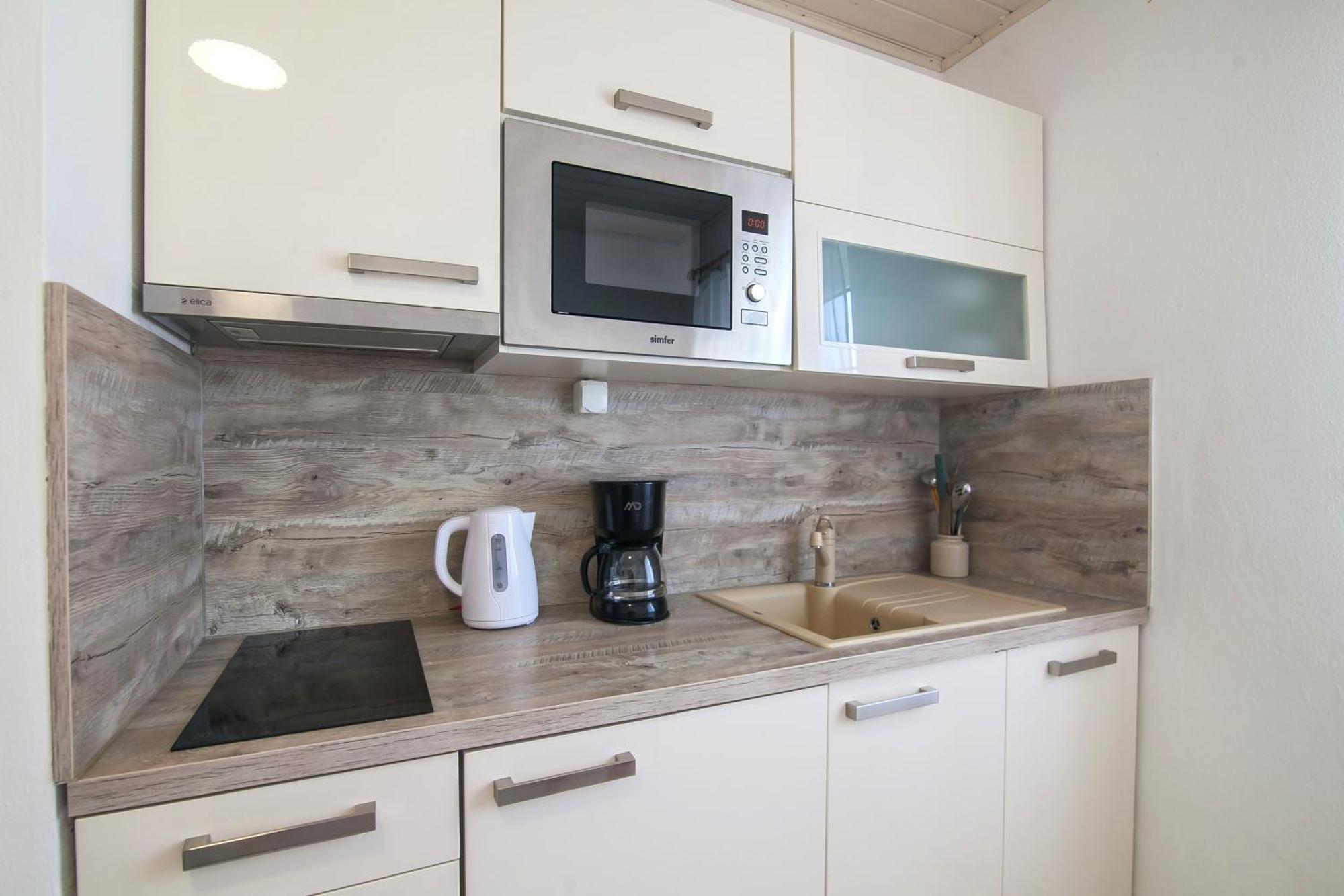 Helvetia Sunny Apartments Bol Zewnętrze zdjęcie