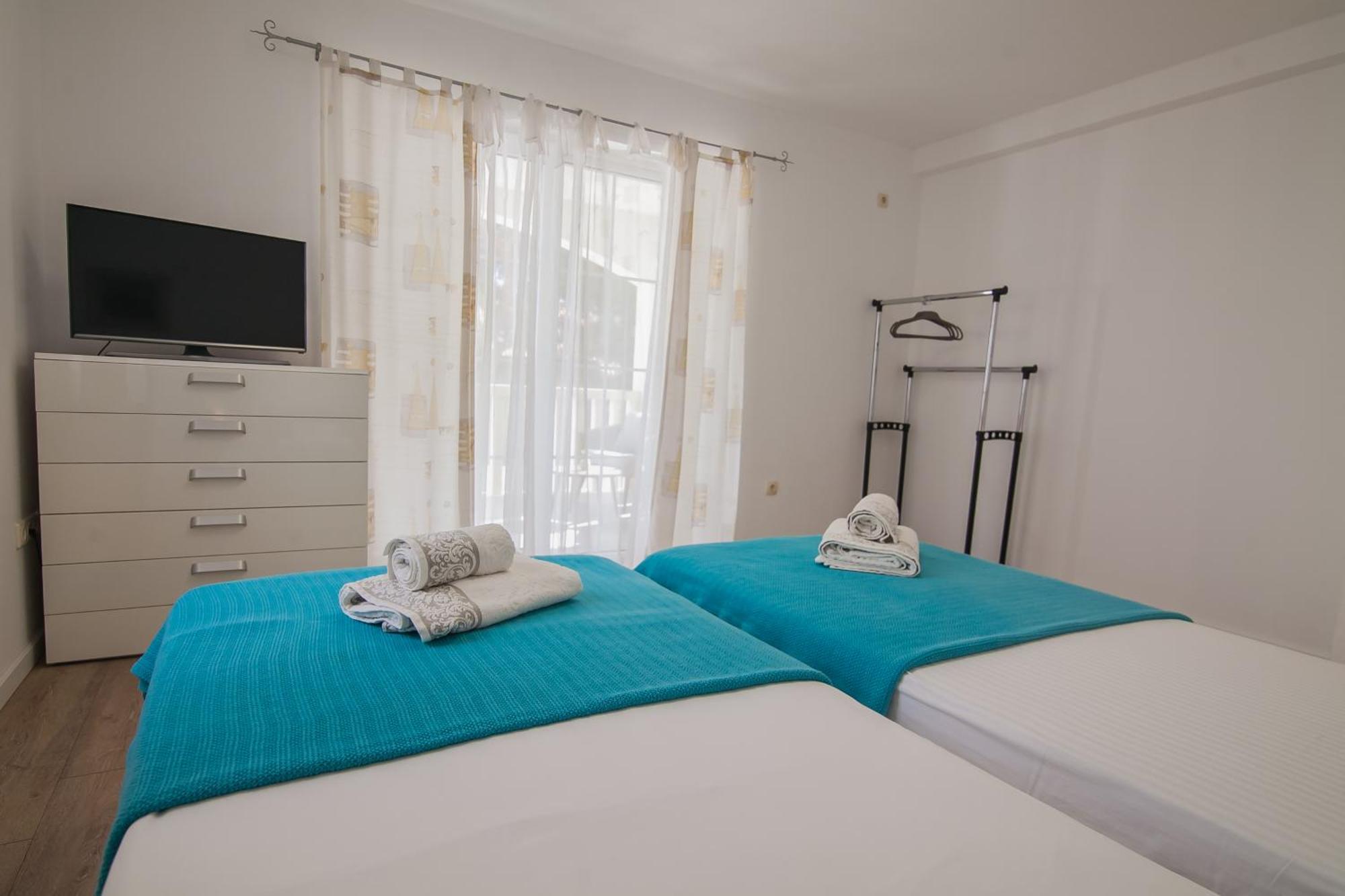 Helvetia Sunny Apartments Bol Zewnętrze zdjęcie